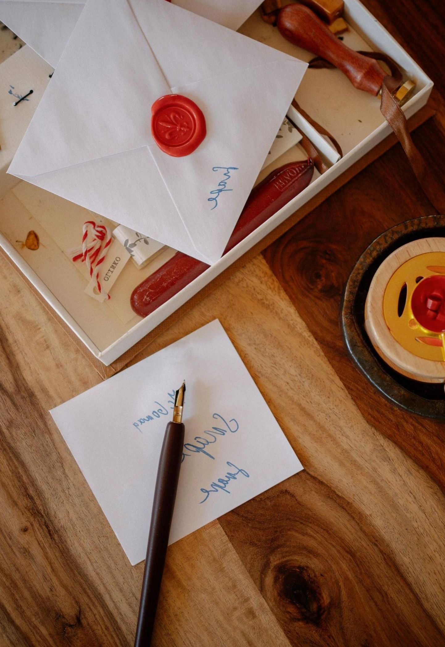 Calligraphy envelopes and seals